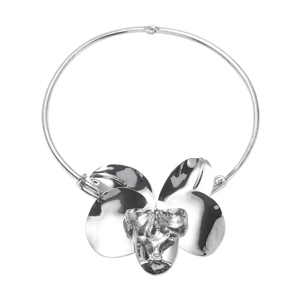 Alloy Large Metal Flower Necklace Bohemian Statement Jewelry 3D Flowers Necklaces Cheongsam Silver Exaggerated Choker Party